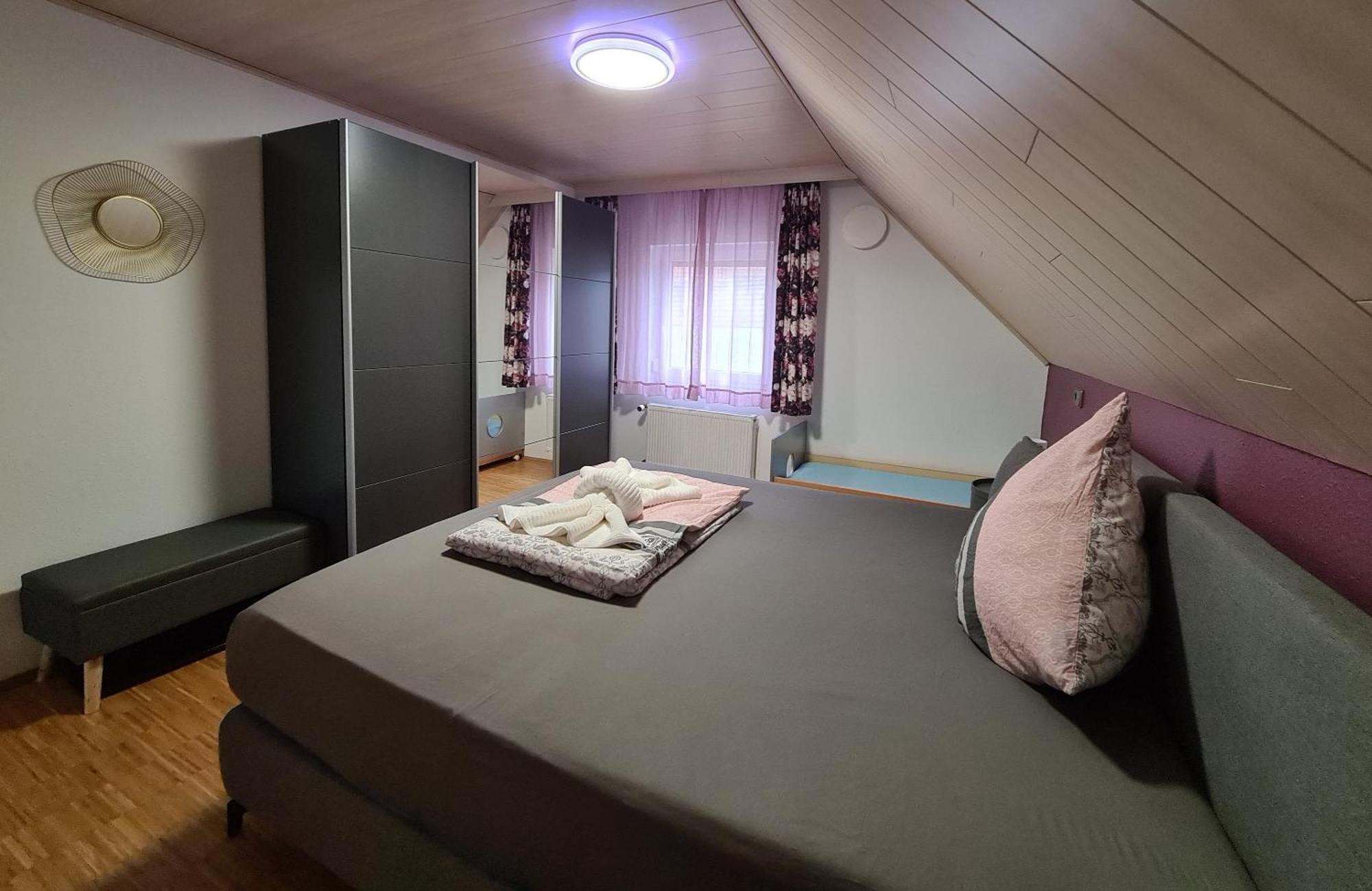 Ferienwohnung Pflueger Mit Terrasse Lauda-Königshofen Екстериор снимка